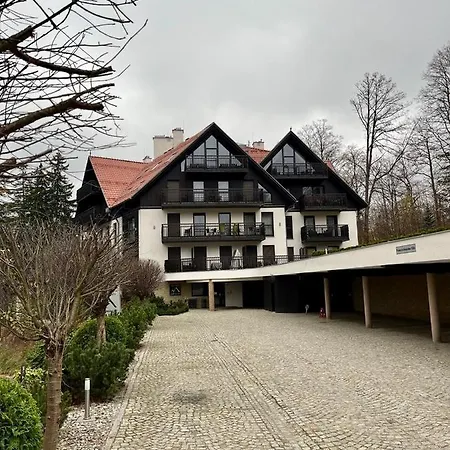 Panorama Gor Londyn W Centrum Z Balkonem I Widokiem Na Gory Apartment
