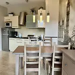 Апартаменты Panorama Gor Londyn W Centrum Z Balkonem I Widokiem Na Gory *