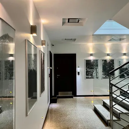 Trevilles Londyn W Centrum Z Balkonem I Widokiem Na Gory